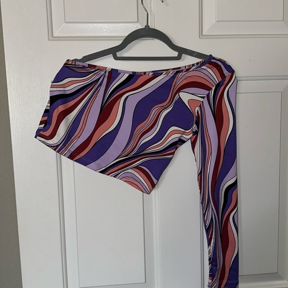 Off the shoulder Crop Top - Picture 1 of 3